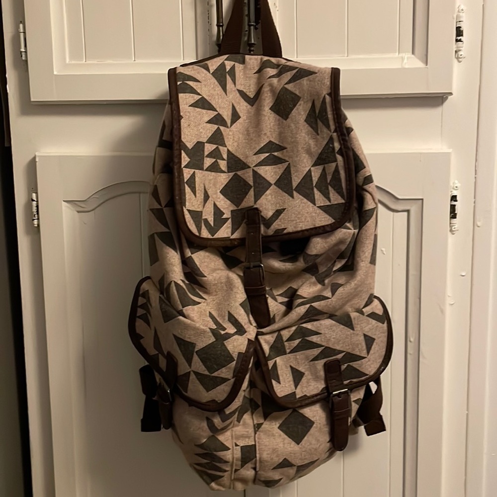Mossimo Supply Company southwest pattern drawstring bag pack w/multiple pockets